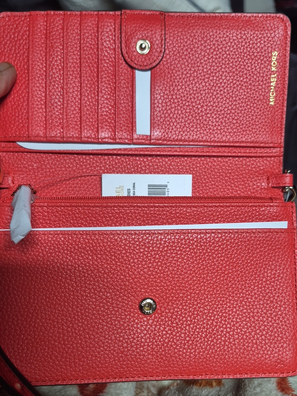 Michael Kors Red Crossbody Bag with Modern Design - Picture 6 of 6
